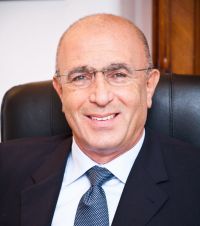 Dr. Dávid Gyula